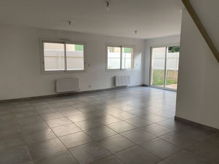 Location maison 5 pièces 131.31 m² à Romans-sur-Isère (26100) - Photo 2