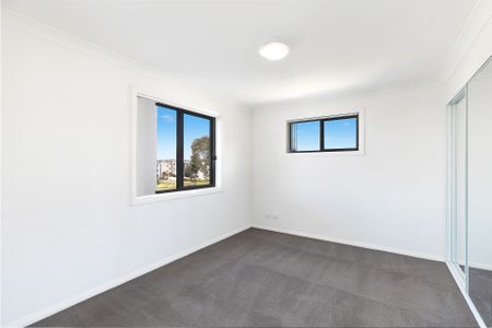 Conveniently Located One Bedroom In Franklin - Photo 2