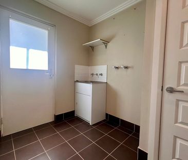 Modern 1-Bedroom Home in Prime Mount Annan Location - Photo 3