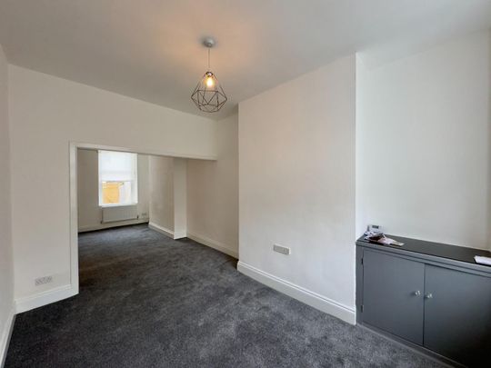 Victoria Road, Padiham, Burnley - Photo 1