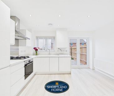 2 bedroom semi-detached house to rent - Photo 4