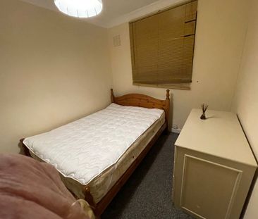 Room in a Shared House, Romeyn Road, SW16 - Photo 5
