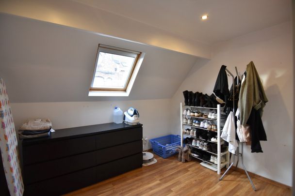 Gezellige rijwoning met diepe tuin in Moorslede - Foto 1