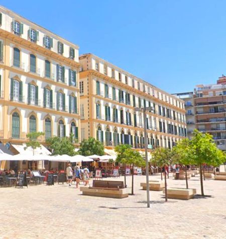 Alquiler de piso en Plaza de la Merced s/n - Photo 2