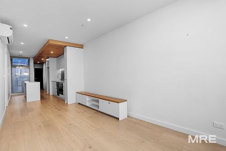 204/35-43 Dryburgh Street, West Melbourne - Photo 2