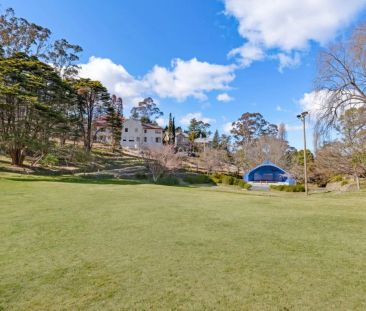 Stylish Apartment Close To Town! - Photo 3