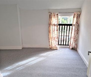 The Crescent - Photo 5