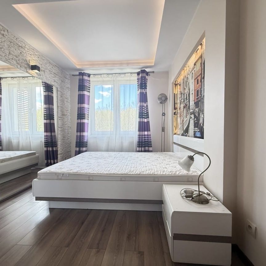 Atrakcyjne mieszkanie na Bażantowie na wynajem 38.48 m² - Photo 1