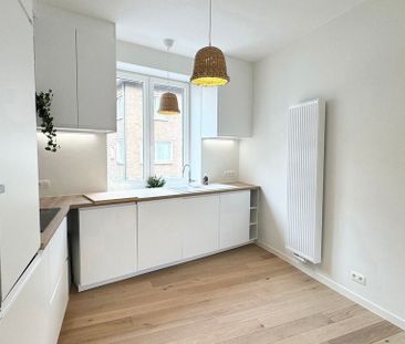 Woning te huur in Sint-Lambrechts-Woluwe voor € 2.400 met 3 slaapka... - Photo 2