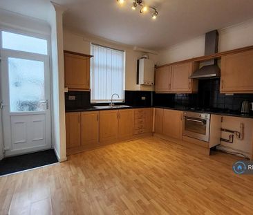 2 bedroom terraced house to rent - Photo 6