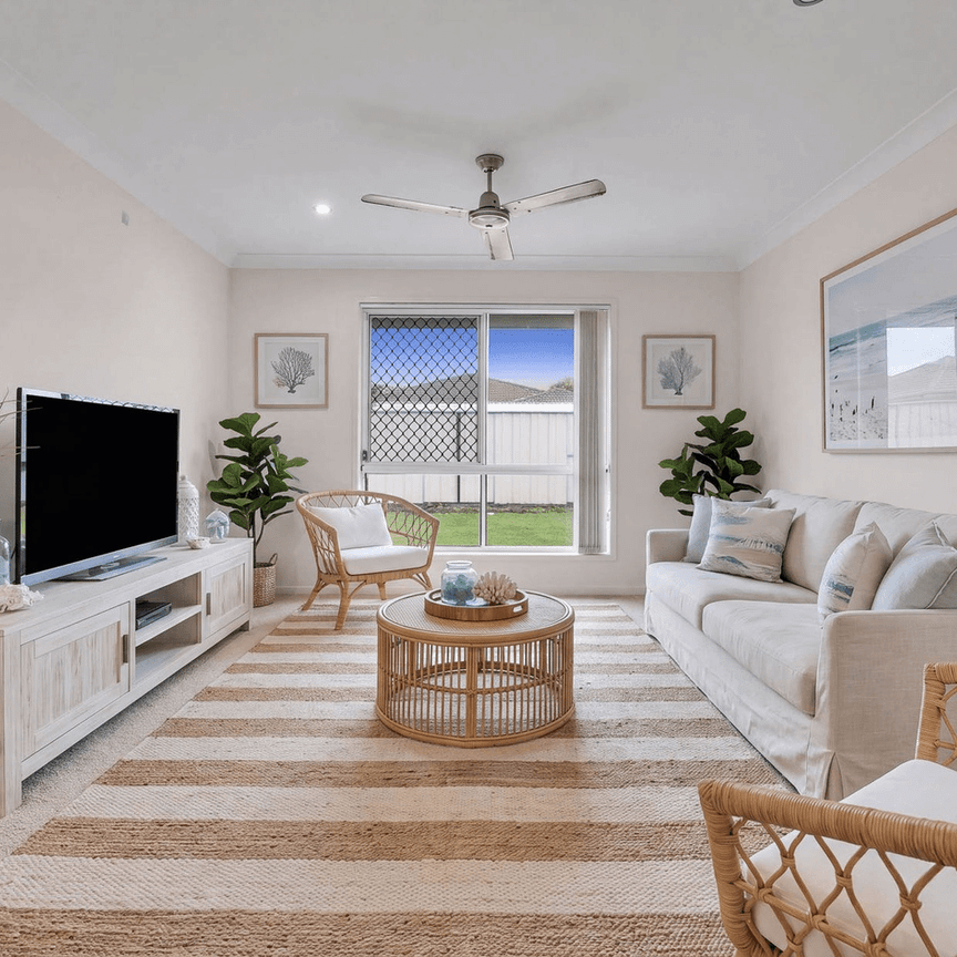 Properly Managed I Spacious Four-Bedroom Family Home & Outdoor Entertaining - Photo 1
