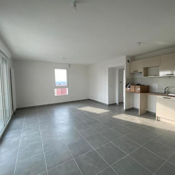 Location Appartement 2 pièces 38m² NIMES 30000 - Photo 1
