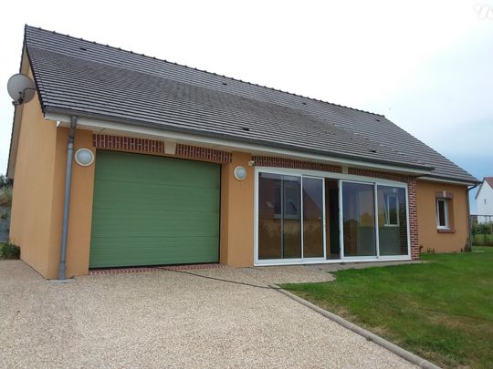 GOURNAY EN BRAY, pavillon de plain-pied, 3 chambres et garage, sur terrain de 818 m2 - Photo 1