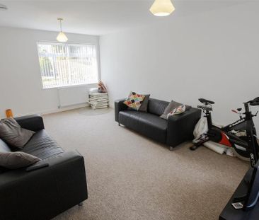 4 bedroom house to rent - Photo 3