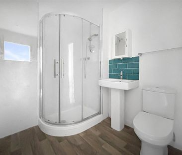 2 bedroom terraced house to rent - Photo 5