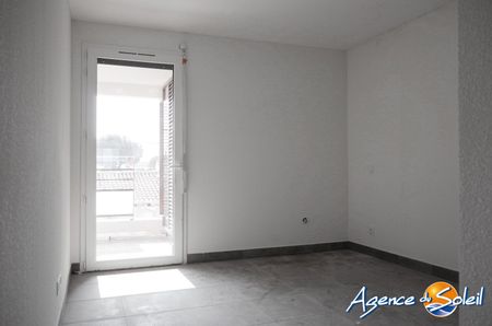 Location Appartement 2 pièces 43m² PORT LA NOUVELLE 11210 - Photo 5