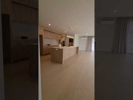 Brand new, large, high spec Springlands home - Photo 4