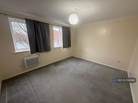 1 bedroom flat to rent - Photo 4