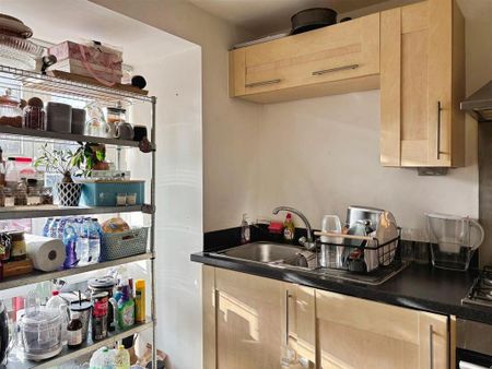 2 bedroom terraced house to rent - Photo 5