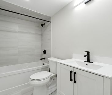 For Lease - 929 Upper Ottawa Street Unit# B, Hamilton, Ontario - Photo 4