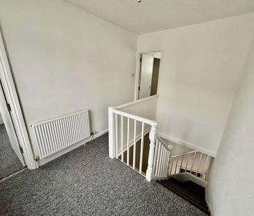 2 bedroom maisonette to rent - Photo 2