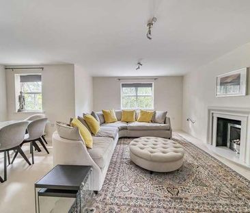 Sunningdale, Berkshire, SL5 - Photo 5