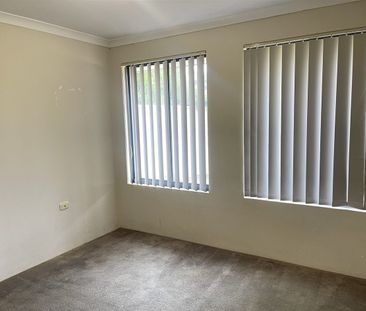 Gorgeous Gated Property! - Photo 2