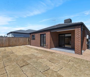 Brand New Designer Family Home in Sunbury - Photo 6