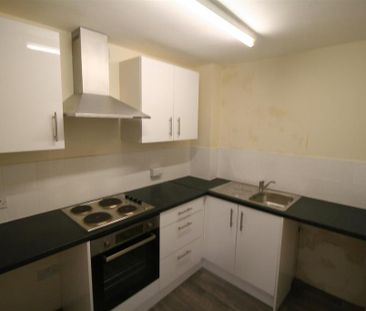 2 bedroom detached house to rent - Photo 2