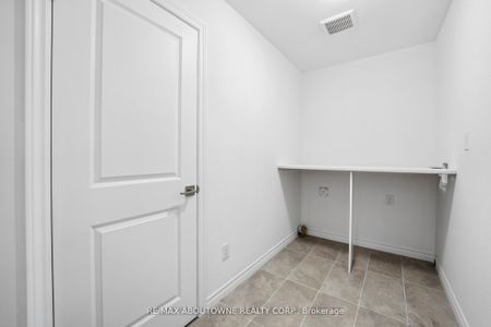 For Lease - 5683 Churchs Lane, Niagara Falls, Ontario - Photo 4