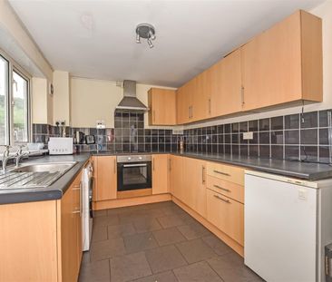 Room For Rent Meadow Street, Pontypridd - Photo 6