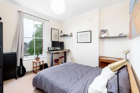 2 bedroom flat to rent - Photo 4