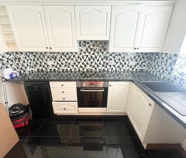 Thomas Hardy Close, Sturminster Newton - Photo 4