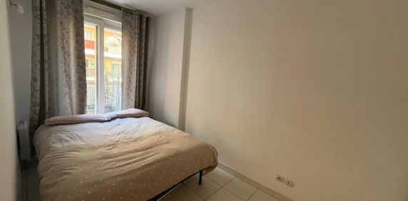 Location Appartement 2 pièces 31m² NICE 06300 - Photo 2