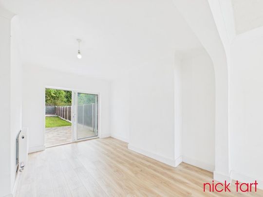 3 bedroom semi-detached house to rent - Photo 1