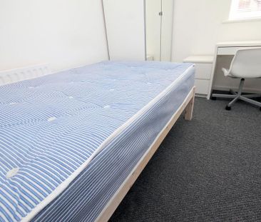 5 bedroom terraced house to rent - Photo 1