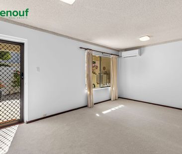 Comfortable Coastal Living in Cottesloe - Photo 1