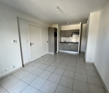 Appartement à louer 2 pièces - 36 m² - Photo 2