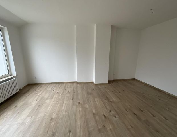3-Zimmer-Wohnung in Recklinghausen Süd mit Balkon - Photo 1