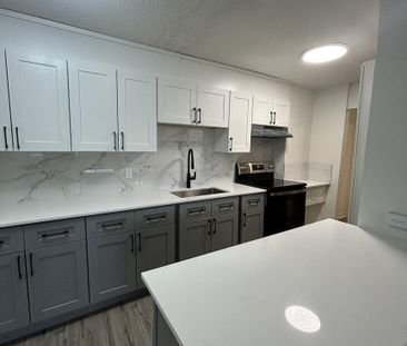 1 Bedroom - 6260 Place Northcrest, Montréal - Photo 2