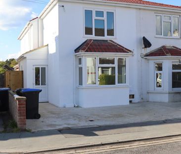 2 bedroom ground floor maisonette to rent - Photo 4