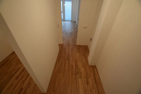 AB NOVEMBER VERFÜGBAR- HELLE 1,5-ZIMMERWOHNUNG AN DER U2! - Photo 2