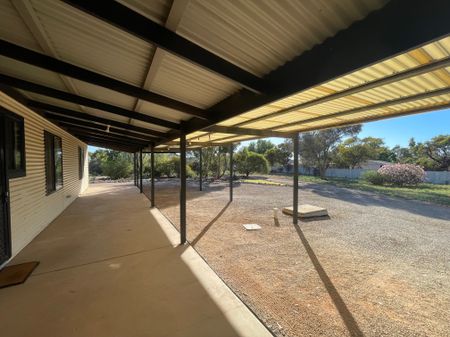 2 North Terrace, Quorn SA 5433 - Photo 3