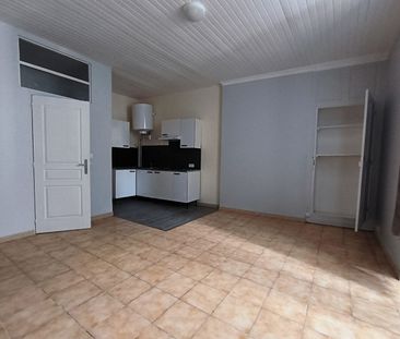 Location Appartement 1 pièce 28m² - Photo 2