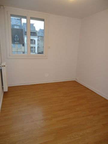 Location Appartement 4 pièces 71m² NEVERS 58000 - Photo 4