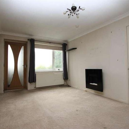 Santa Monica Grove, Bradford, BD10 - Photo 1