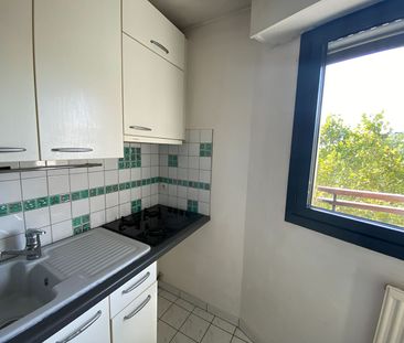 Location Appartement 1 pièce 23m² - Photo 2