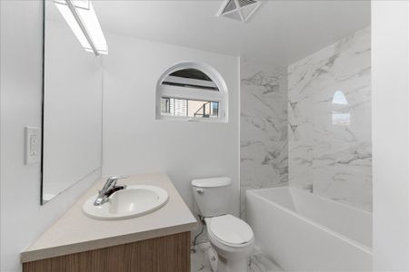 For Lease - 200 Railway Engine House Way, Whitby, Ontario - Photo 3