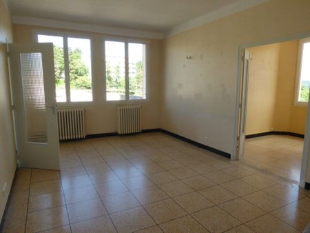 Location appartement 3 pièces 78.5 m² à Aubenas (07200) - Photo 3