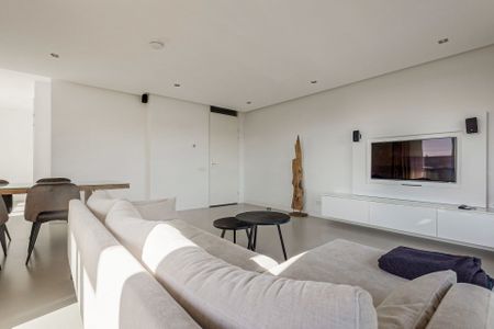 Carolina Macgillavrylaan | Two bedrooms | Parking - Photo 4